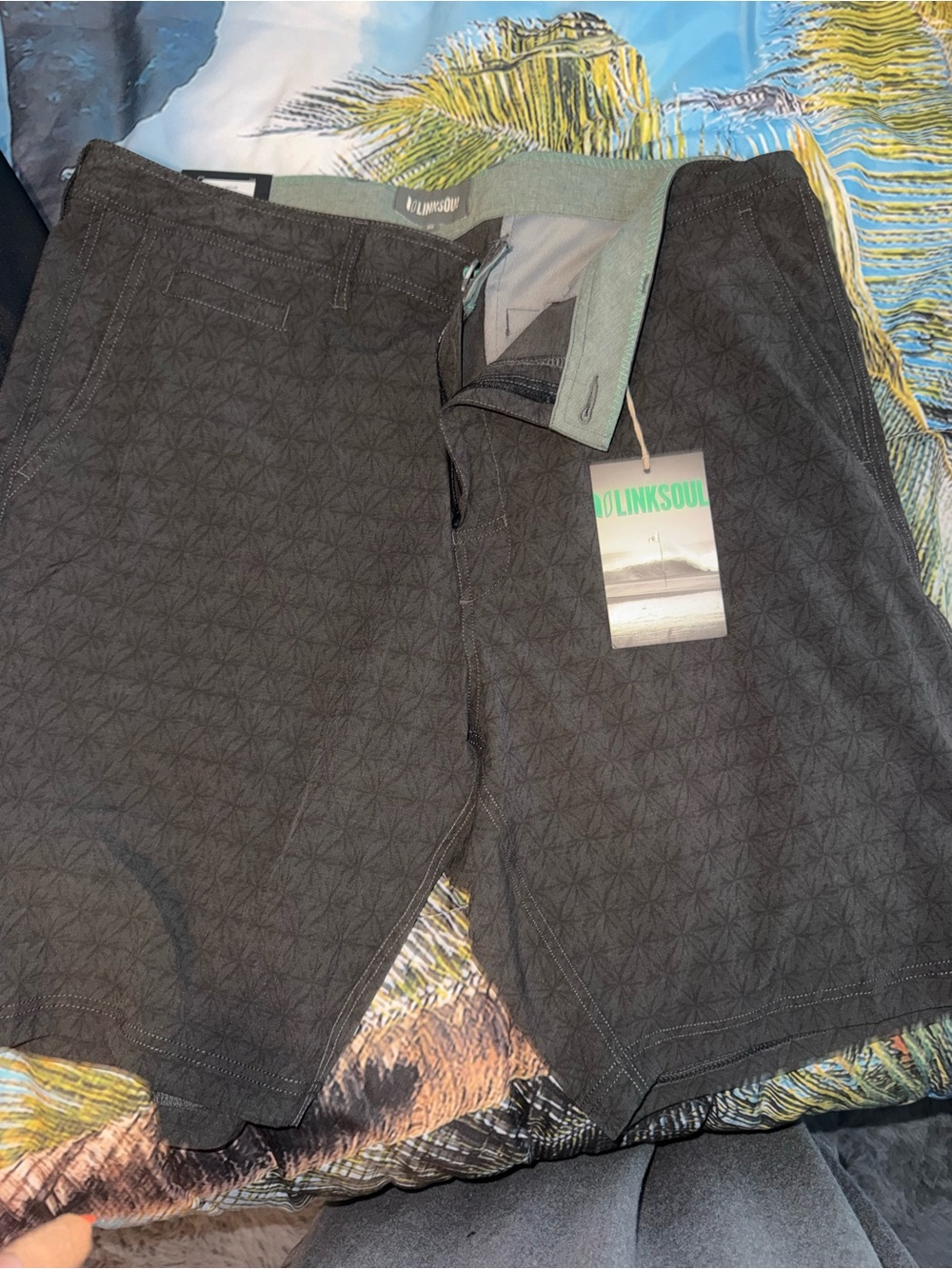 Linksoul Men's Black Geometric Performance Flat-Front Shorts